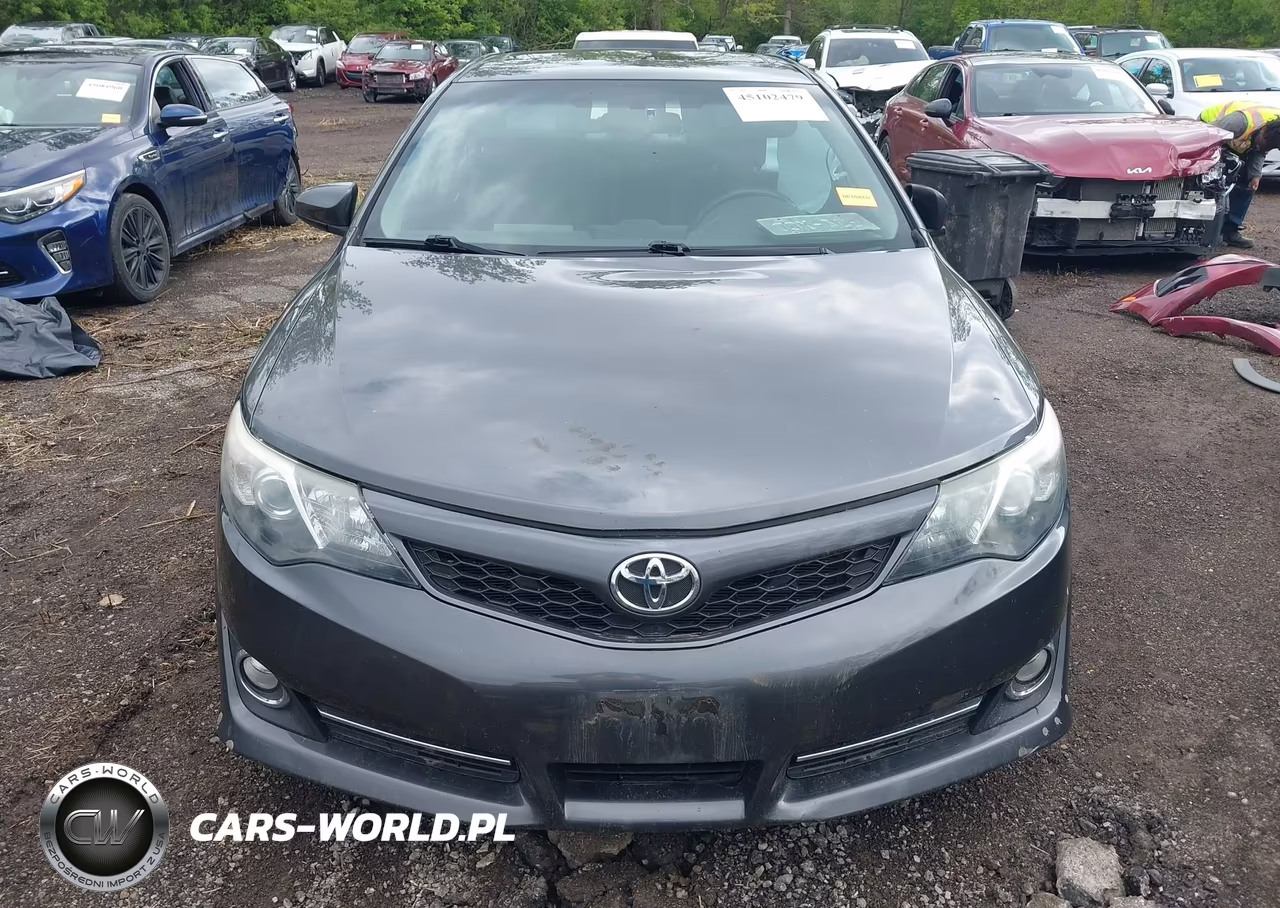2014 Toyota Camry Se Sport VIN:4T1BF1FK3EU871735 - 12