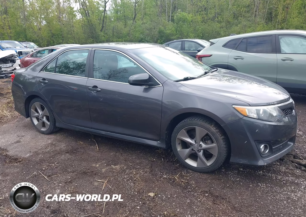 2014 Toyota Camry Se Sport VIN:4T1BF1FK3EU871735 - 13