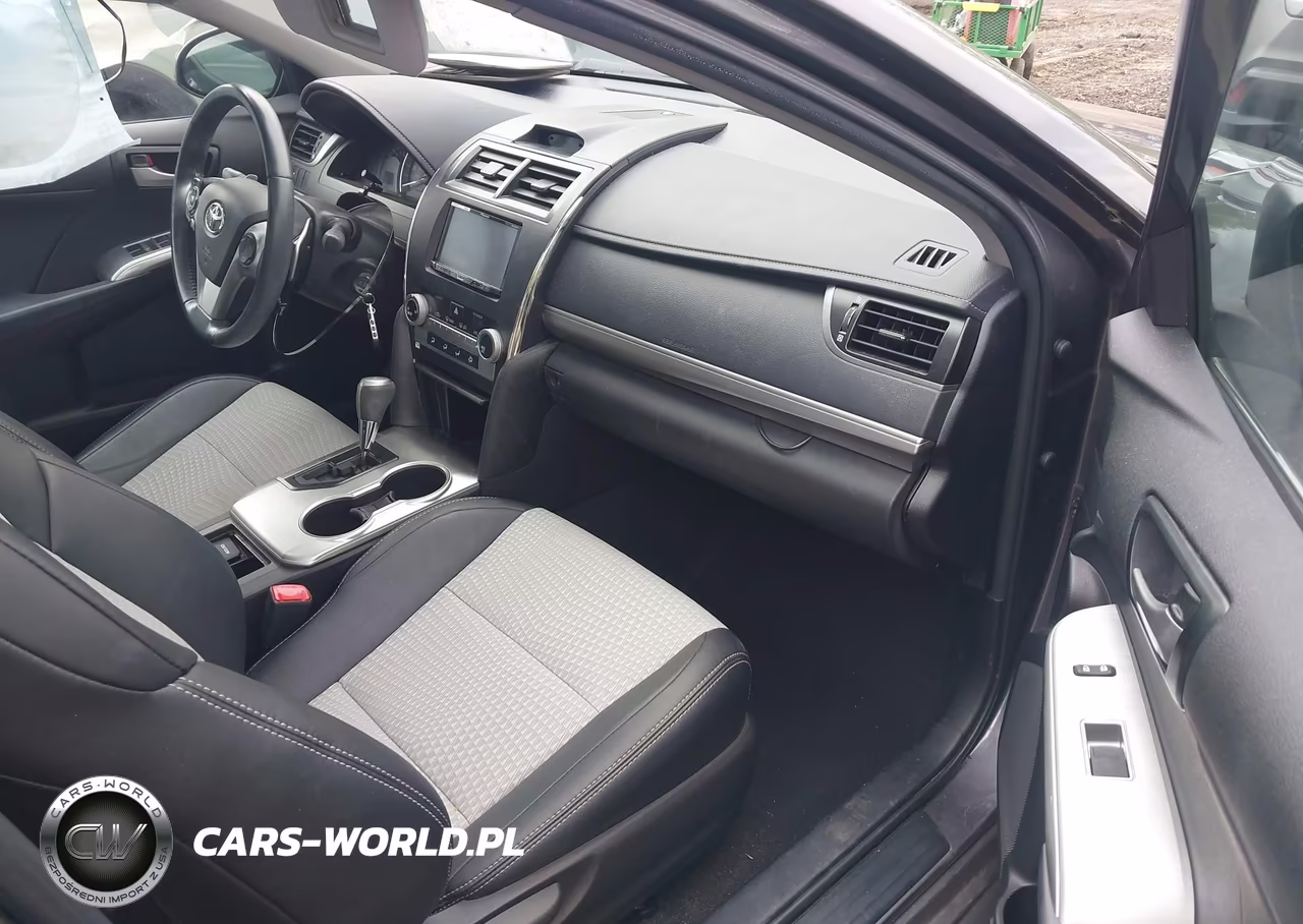 2014 Toyota Camry Se Sport VIN:4T1BF1FK3EU871735 - 5