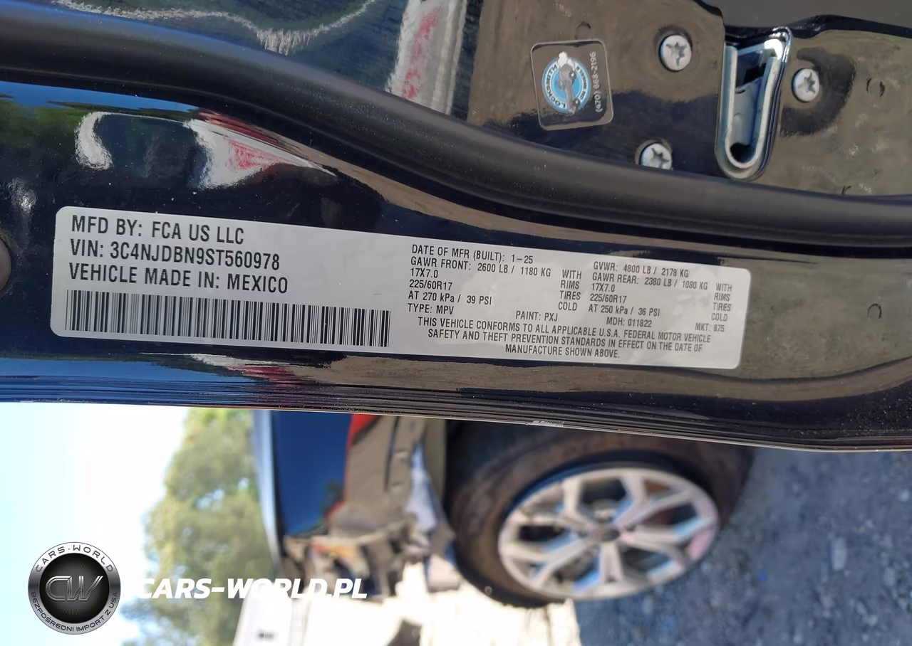 2025 Jeep Compass Latitude 4X4 VIN:3C4NJDBN9ST560978 - 9
