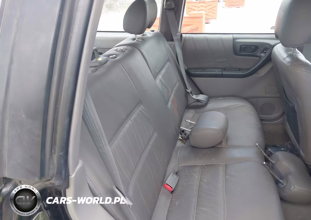 2002 Subaru Forester S VIN:JF1SF65672H751548 - 8