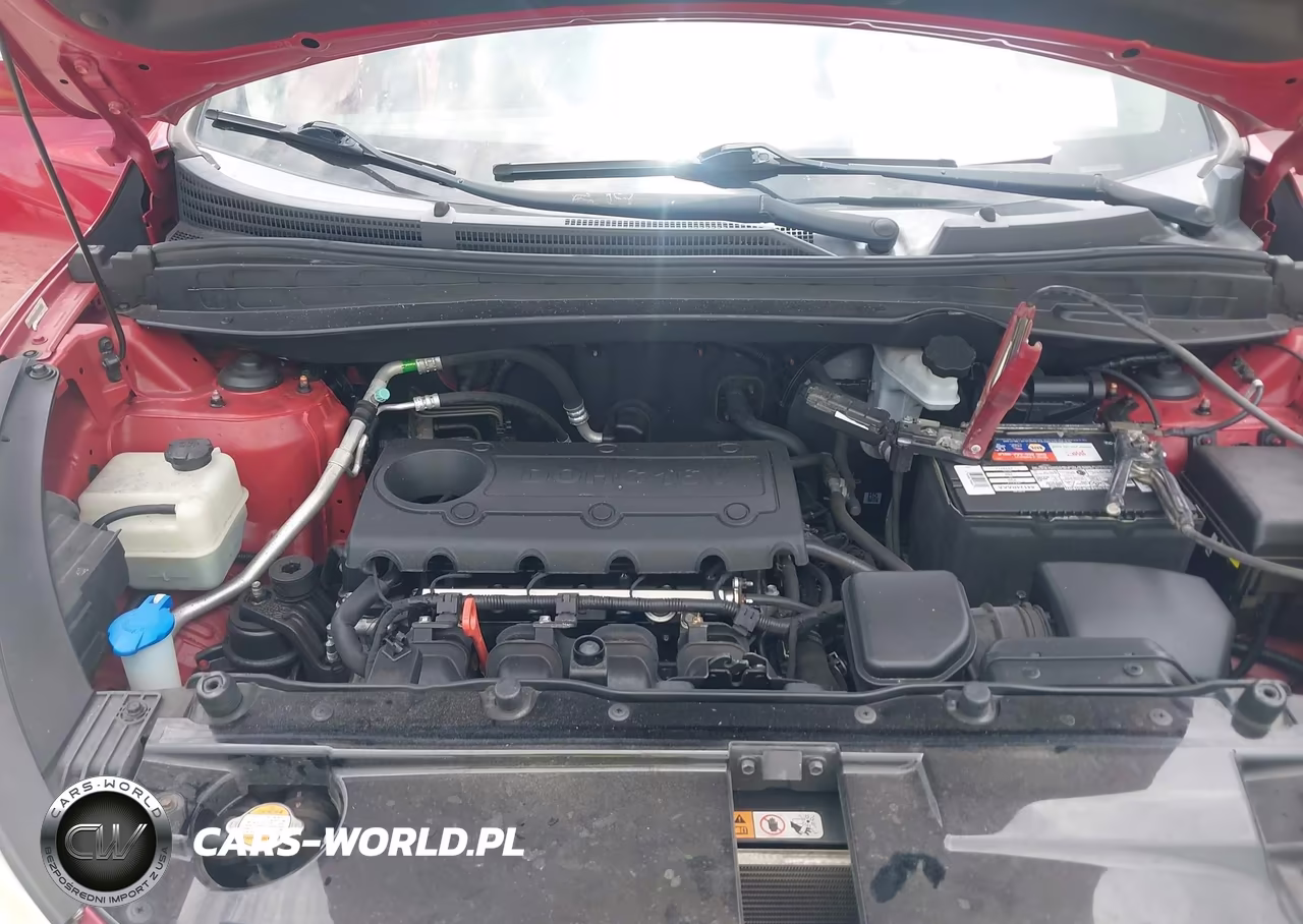 2012 Hyundai Tucson Limited VIN:KM8JUCACXCU534215 - 10