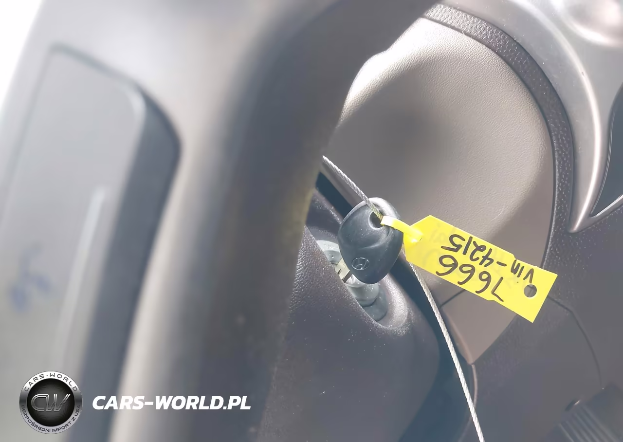 2012 Hyundai Tucson Limited VIN:KM8JUCACXCU534215 - 11