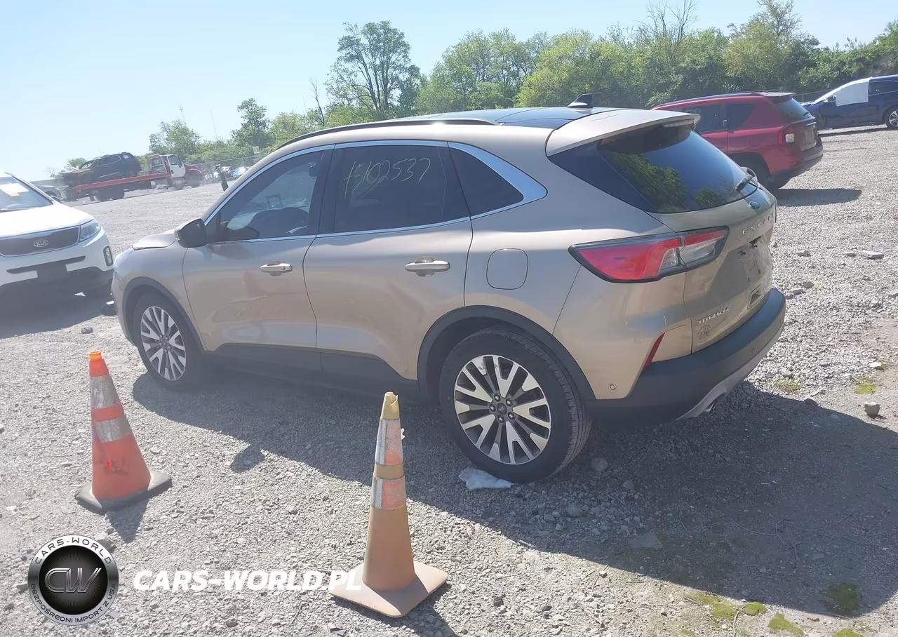 2020 Ford Escape Titanium Hybrid VIN:1FMCU0DZ5LUB93880 - 3