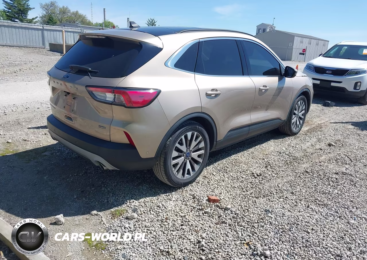 2020 Ford Escape Titanium Hybrid VIN:1FMCU0DZ5LUB93880 - 4
