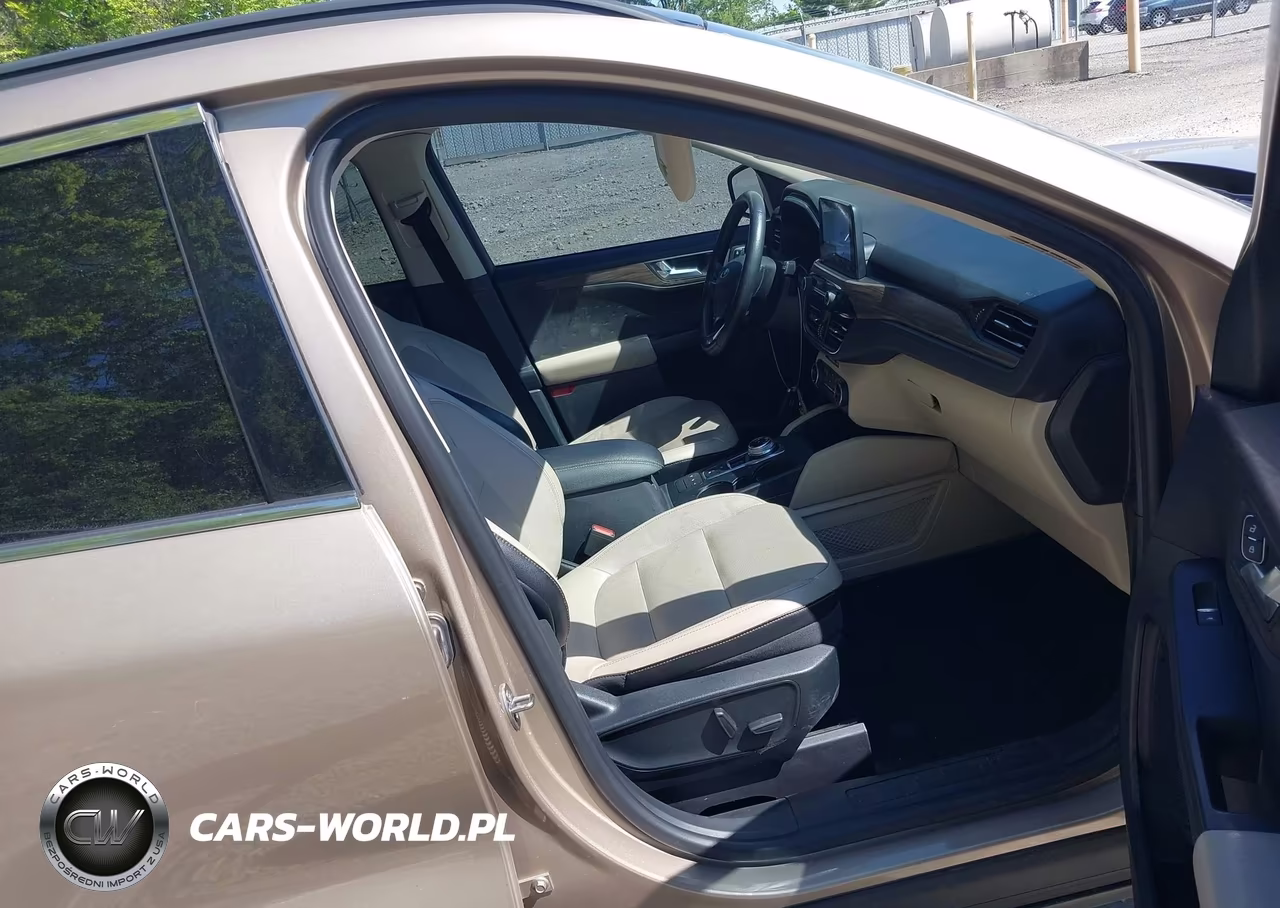 2020 Ford Escape Titanium Hybrid VIN:1FMCU0DZ5LUB93880 - 5