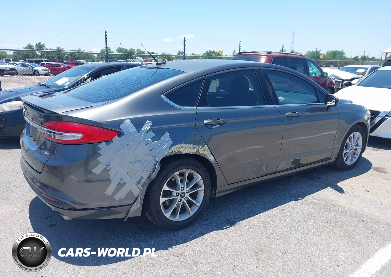 2018 Ford Fusion Se VIN:3FA6P0H70JR180630 - 4