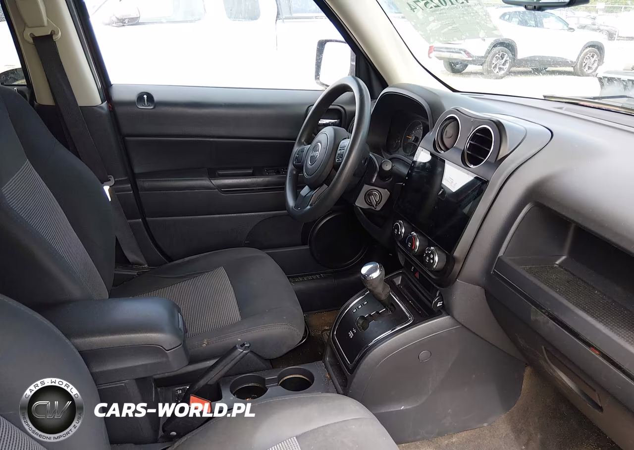 2016 Jeep Patriot Sport VIN:1C4NJRBB8GD594801 - 5