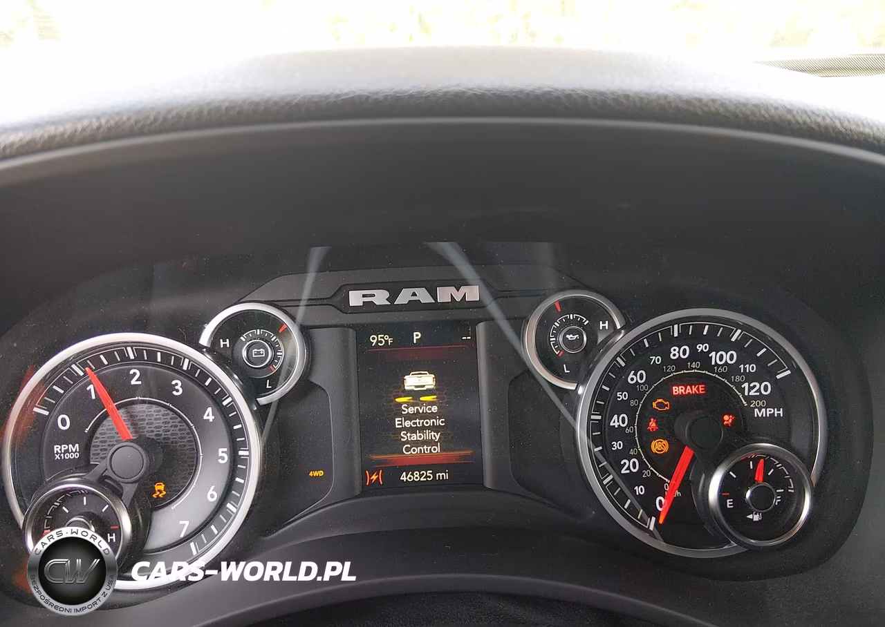 2021 Ram 2500 Tradesman 4X4 6'4 Box VIN:3C6UR5CJ4MG661239 - 7