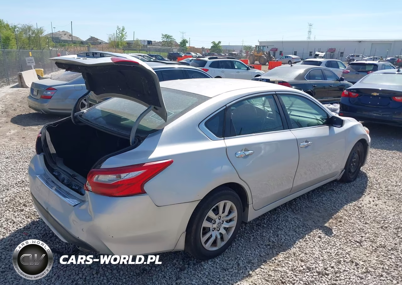 2016 Nissan Altima 2.5 S VIN:1N4AL3AP6GN343259 - 4