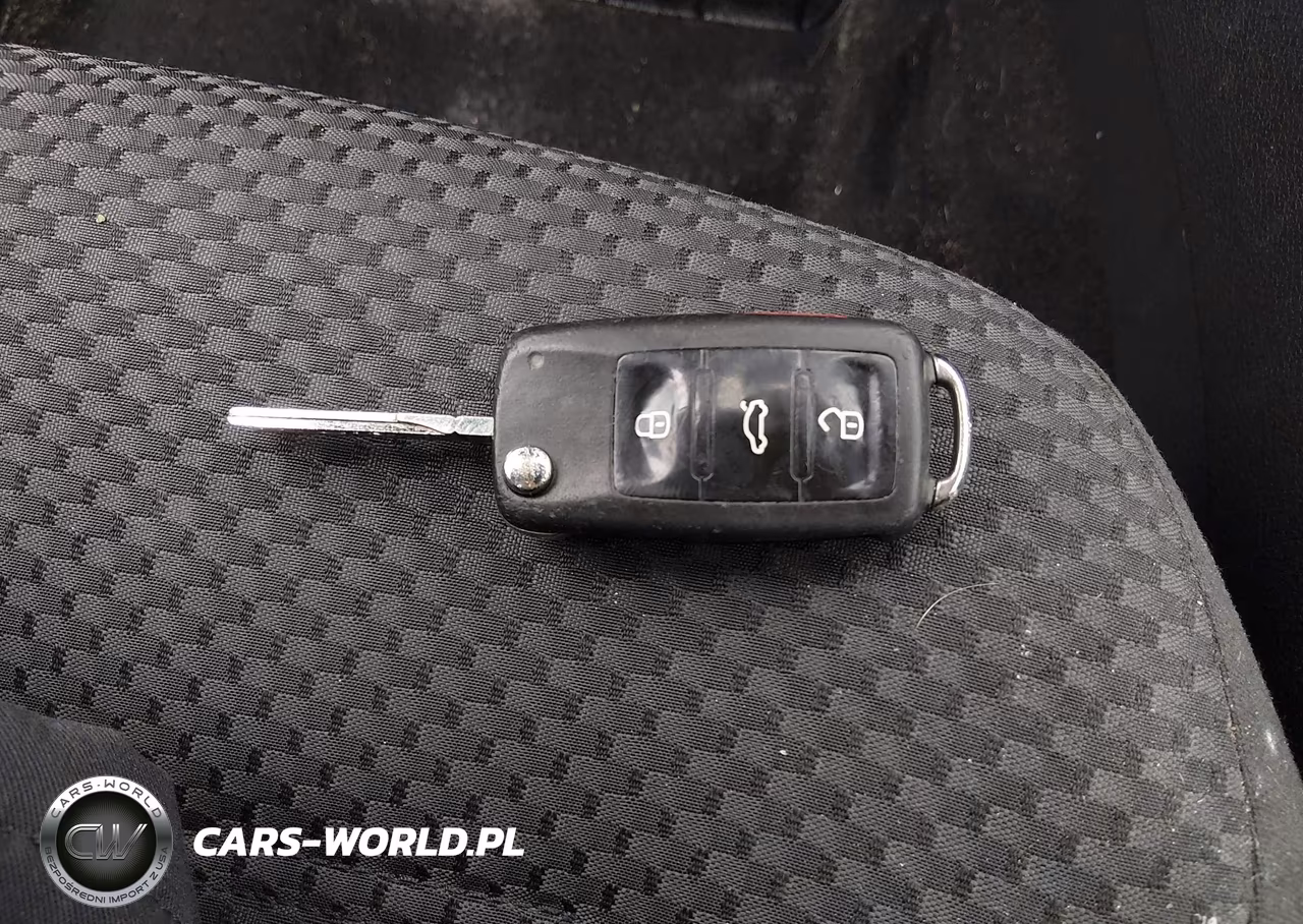 2014 Volkswagen Jetta 2.0L S VIN:3VW2K7AJ5EM438209 - 11