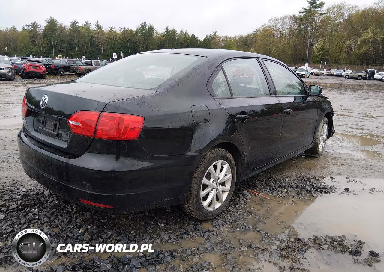 2014 Volkswagen Jetta 2.0L S VIN:3VW2K7AJ5EM438209 - 4