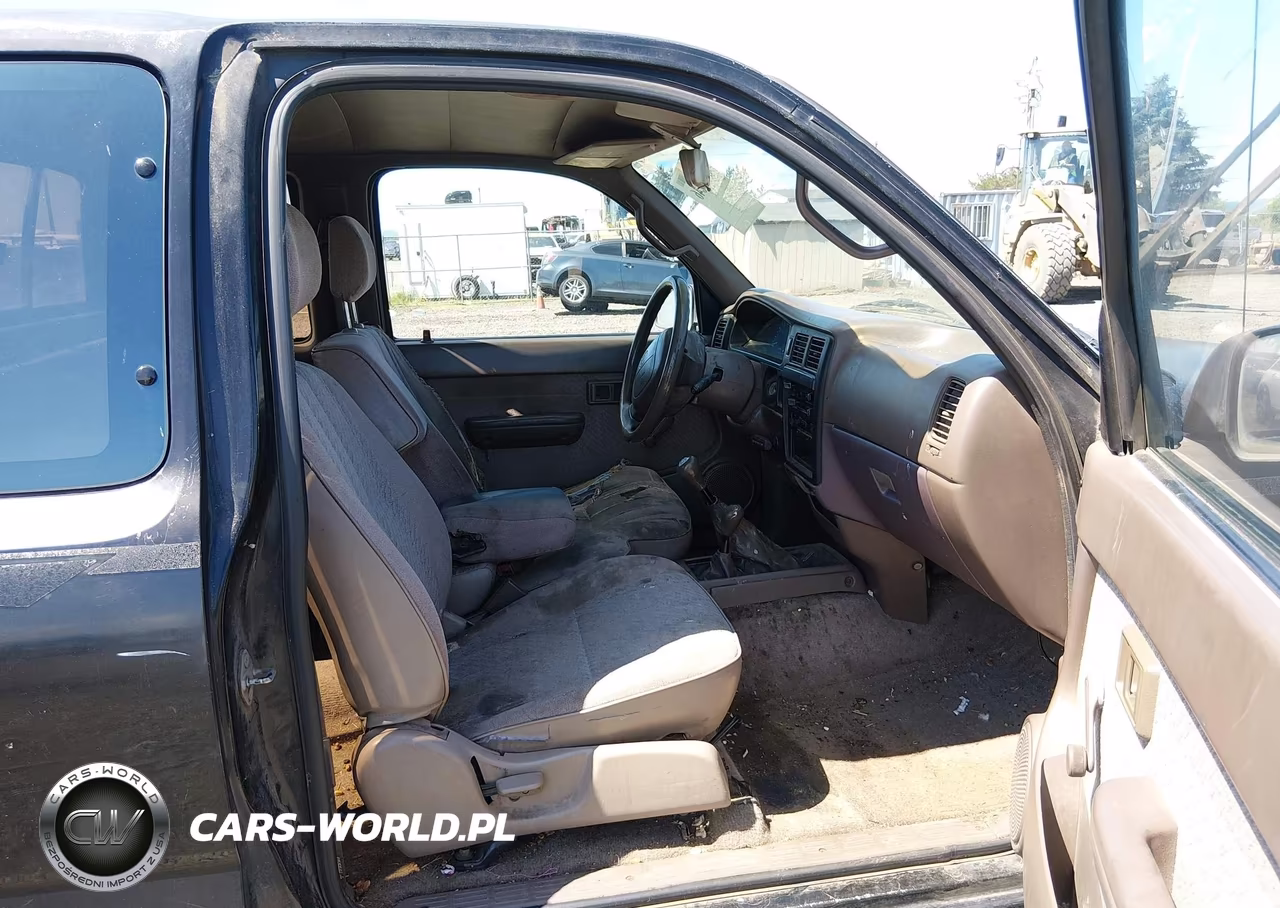 1995 Toyota Tacoma Xtracab VIN:4TAUN73C6SZ056665 - 5