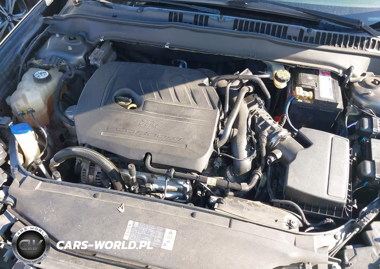 2015 Ford Fusion Se VIN:1FA6P0HD6F5105592 - 10