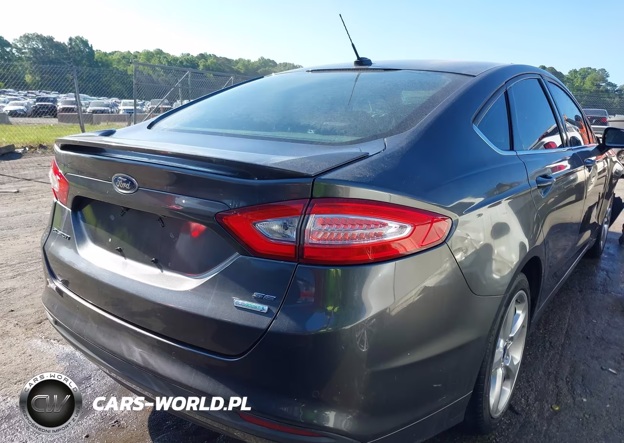 2015 Ford Fusion Se VIN:1FA6P0HD6F5105592 - 16