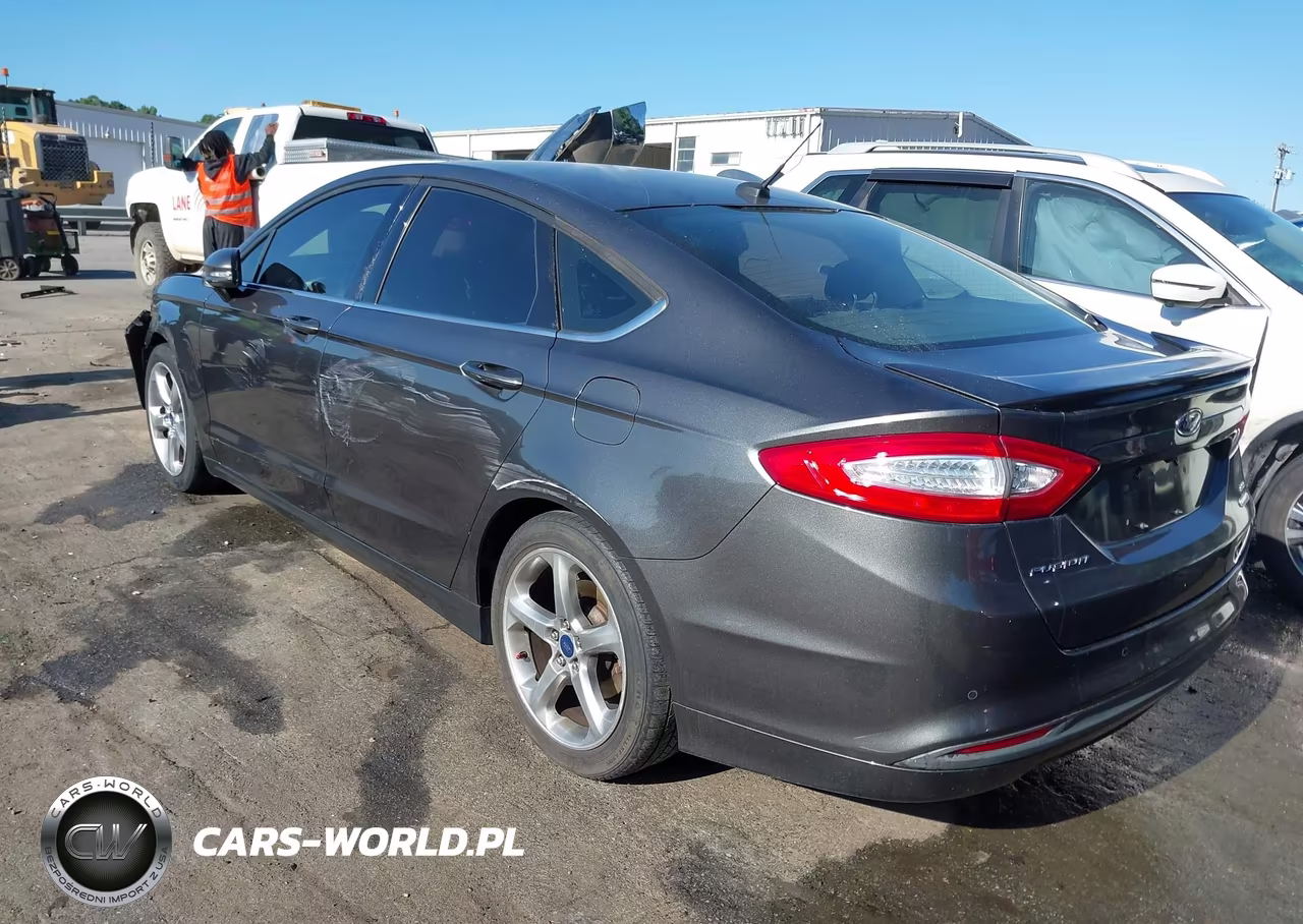 2015 Ford Fusion Se VIN:1FA6P0HD6F5105592 - 3