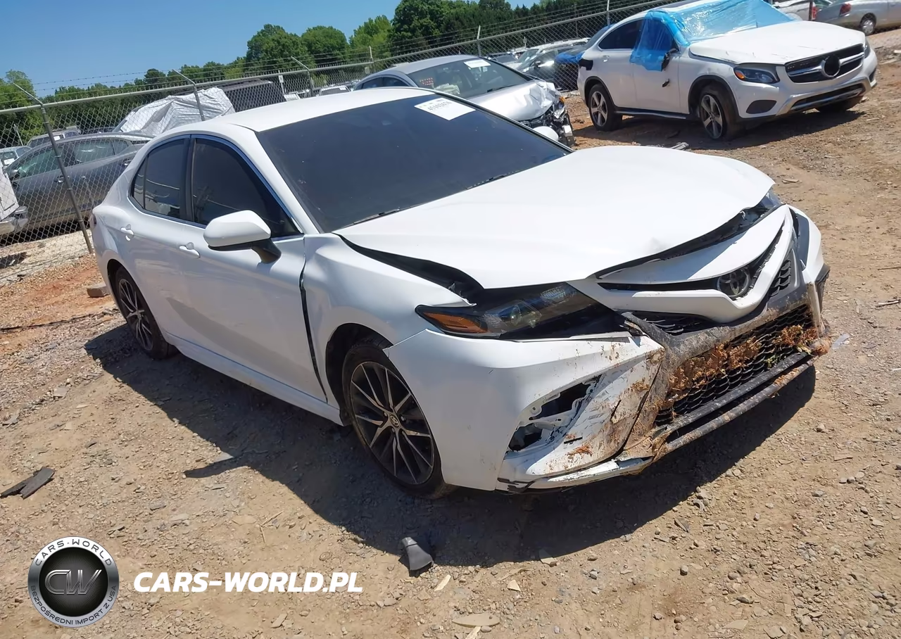 2021 Toyota Camry Se – zdjęcie 1 z 17