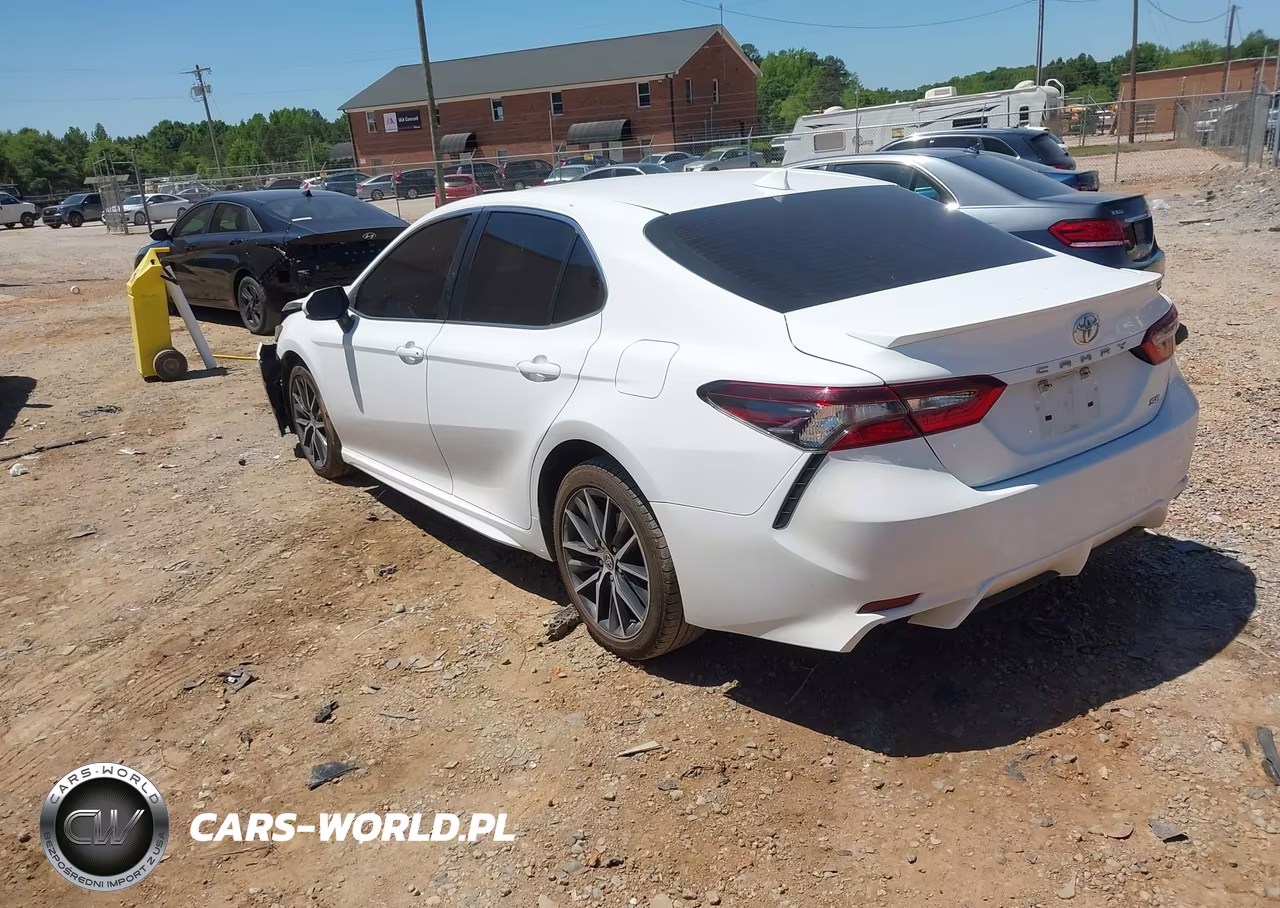 2021 Toyota Camry Se VIN:4T1G11AK1MU428106 - 3