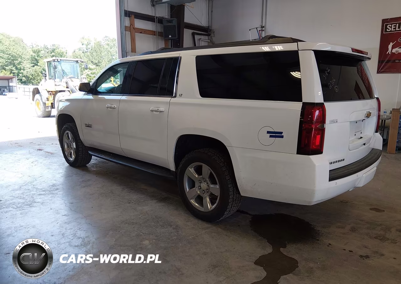 2020 Chevrolet Suburban 2Wd Lt VIN:1GNSCHKC2LR232306 - 3