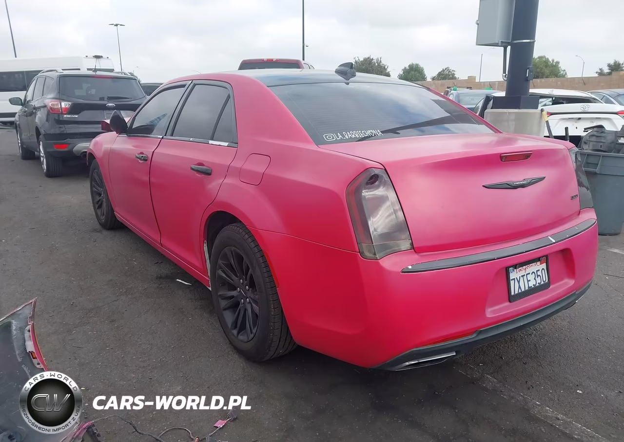 2017 Chrysler 300 Limited VIN:2C3CCAAG7HH521654 - 3
