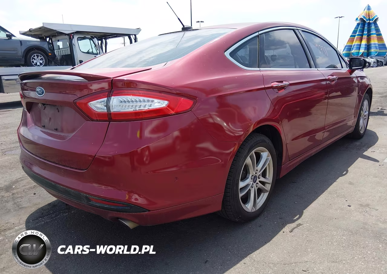 2016 Ford Fusion Energi Titanium VIN:3FA6P0SU5GR229747 - 4