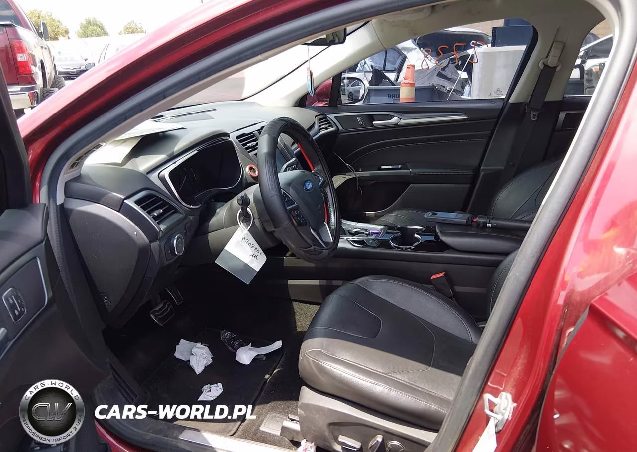 2016 Ford Fusion Energi Titanium VIN:3FA6P0SU5GR229747 - 5