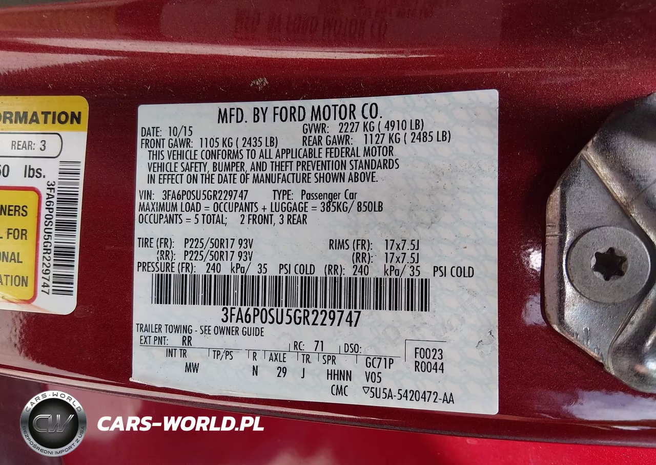 2016 Ford Fusion Energi Titanium VIN:3FA6P0SU5GR229747 - 9