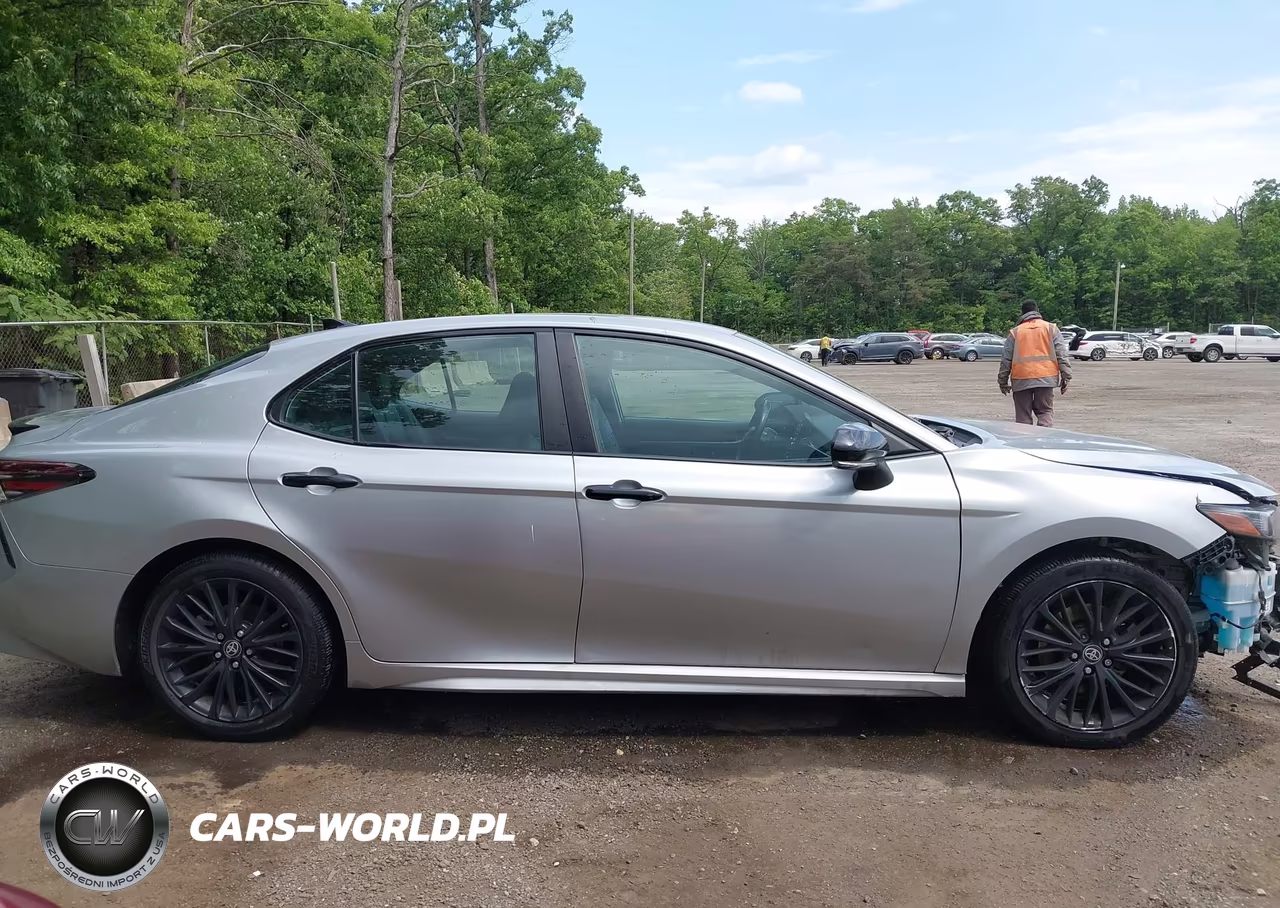 2021 Toyota Camry Se Nightshade Edition VIN:4T1T11AK9MU472367 - 14