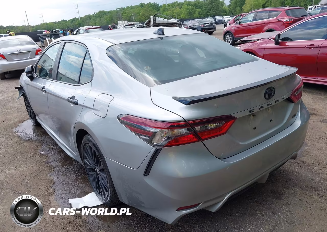 2021 Toyota Camry Se Nightshade Edition VIN:4T1T11AK9MU472367 - 3