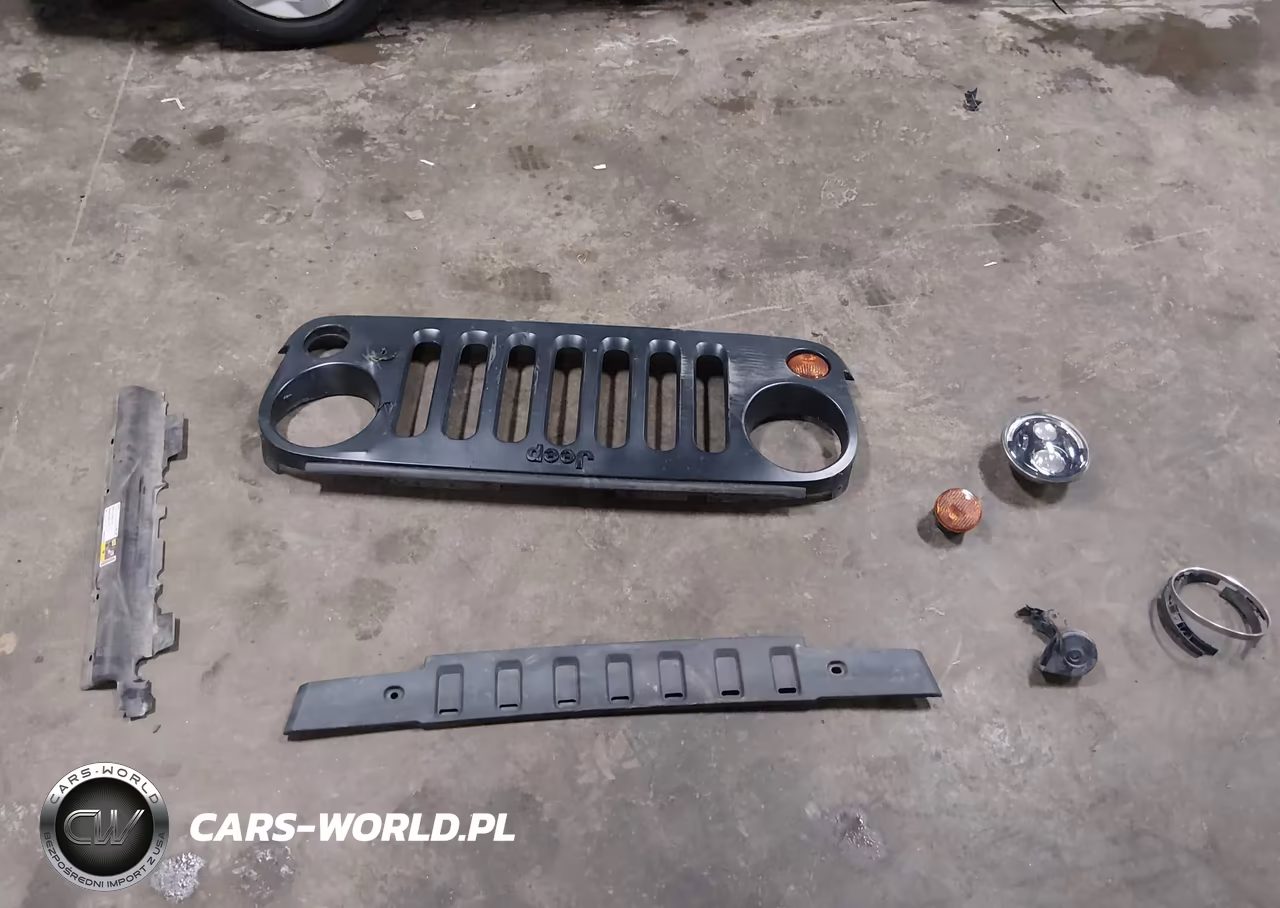 2012 Jeep Wrangler Rubicon VIN:1C4HJWCG7CL226180 - 12