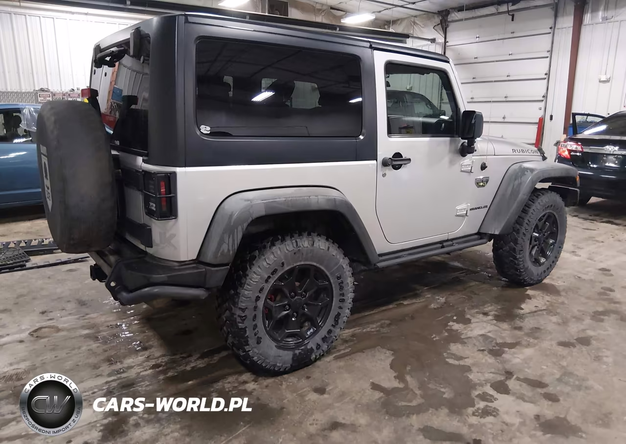 2012 Jeep Wrangler Rubicon VIN:1C4HJWCG7CL226180 - 4