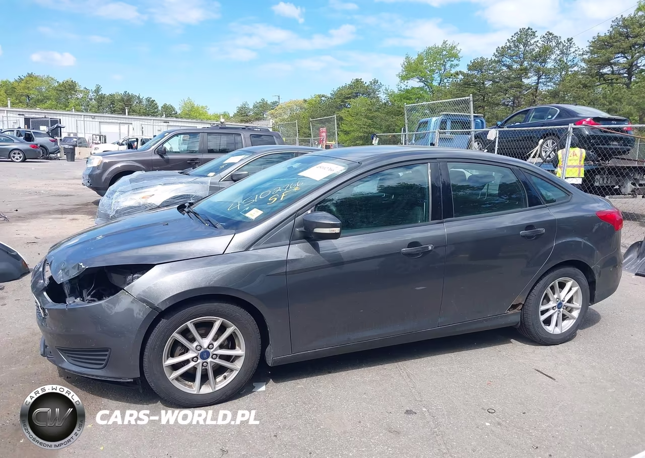 2016 Ford Focus Se VIN:1FADP3F22GL240494 - 15