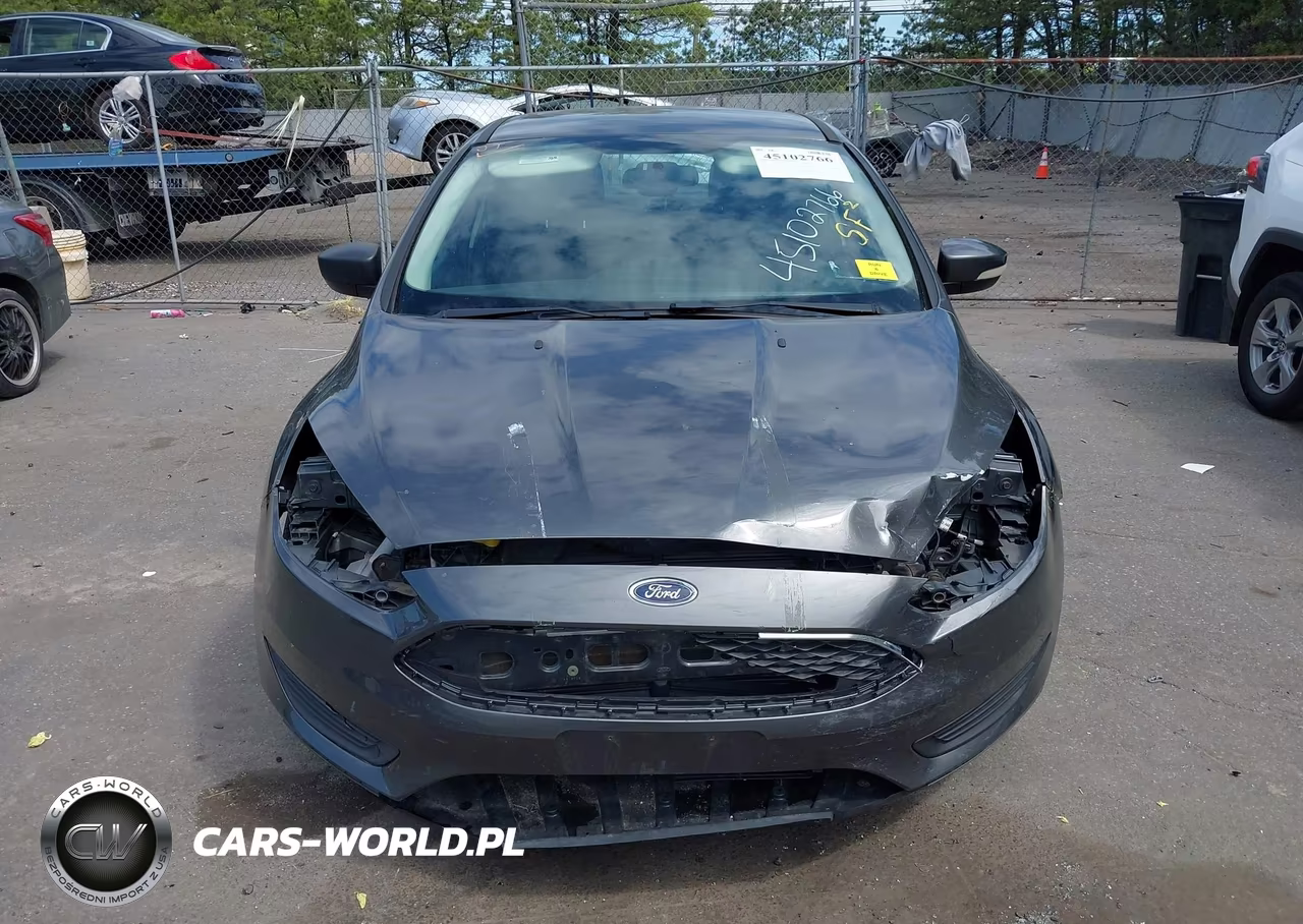 2016 Ford Focus Se VIN:1FADP3F22GL240494 - 6