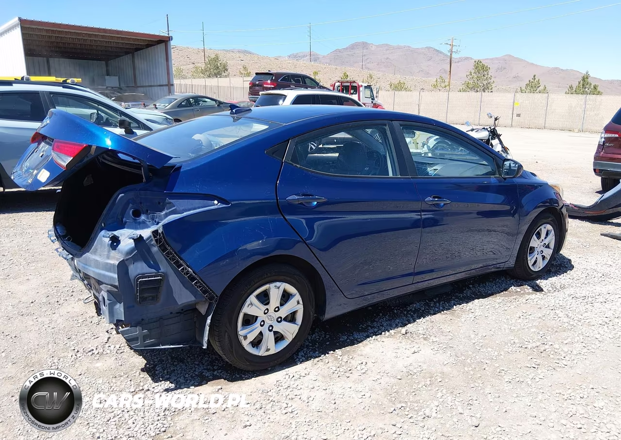 2016 Hyundai Elantra Se VIN:5NPDH4AE3GH702354 - 4