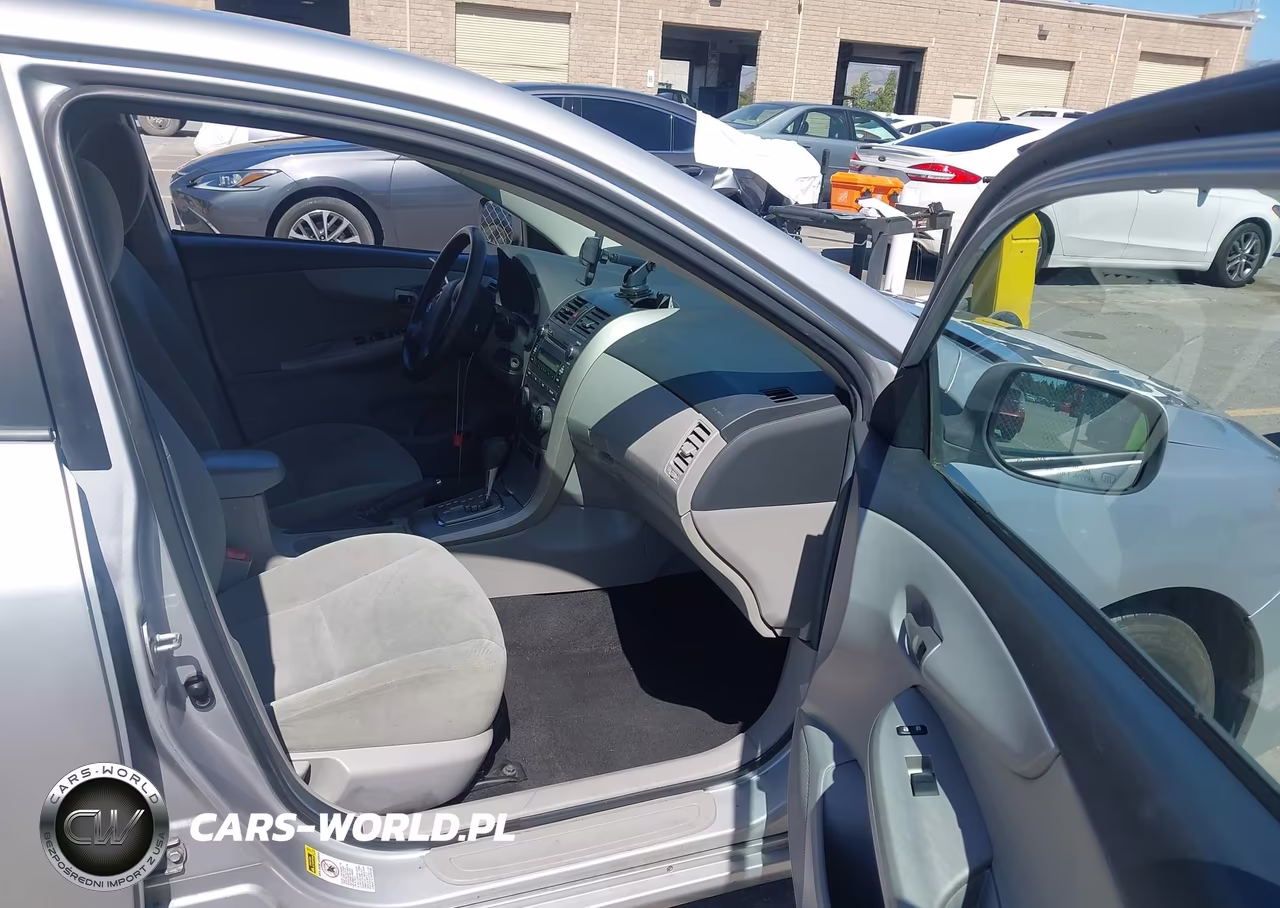 2011 Toyota Corolla Le VIN:2T1BU4EE0BC591917 - 5