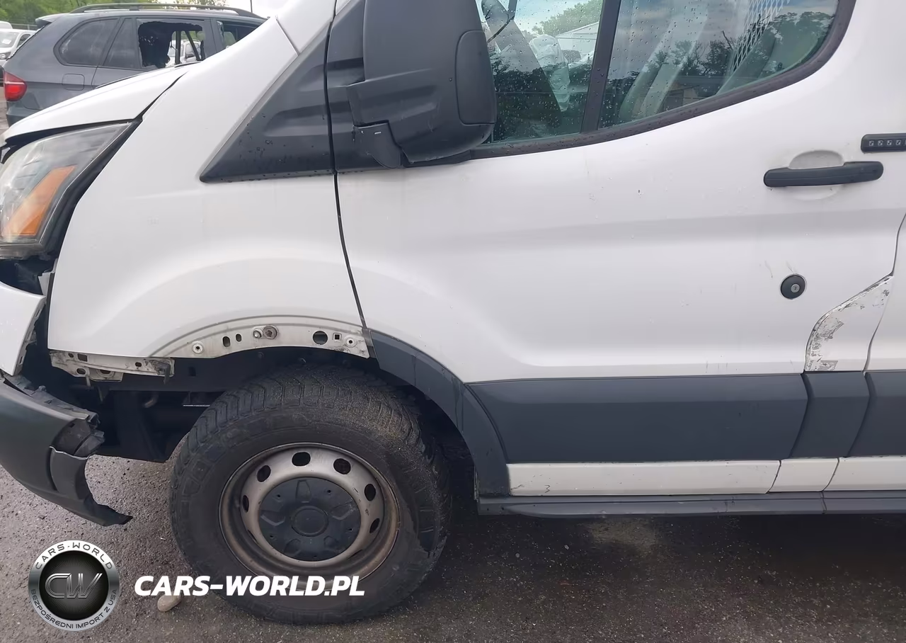 2017 Ford Transit-250 VIN:1FTYR1ZM9HKA51713 - 6