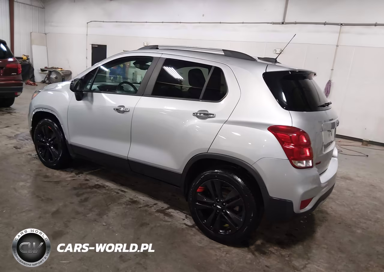 2020 Chevrolet Trax Awd Lt VIN:3GNCJPSB9LL144744 - 3