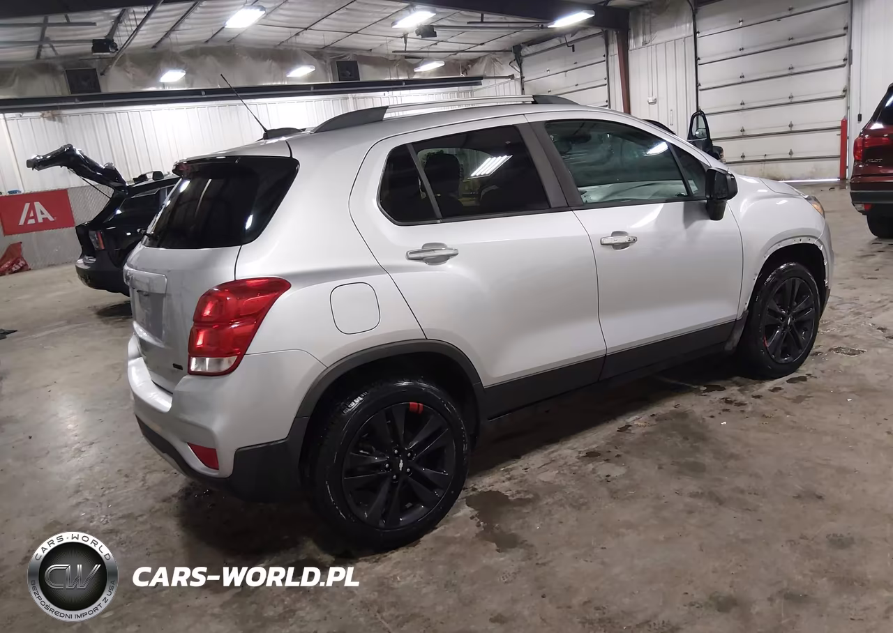 2020 Chevrolet Trax Awd Lt VIN:3GNCJPSB9LL144744 - 4