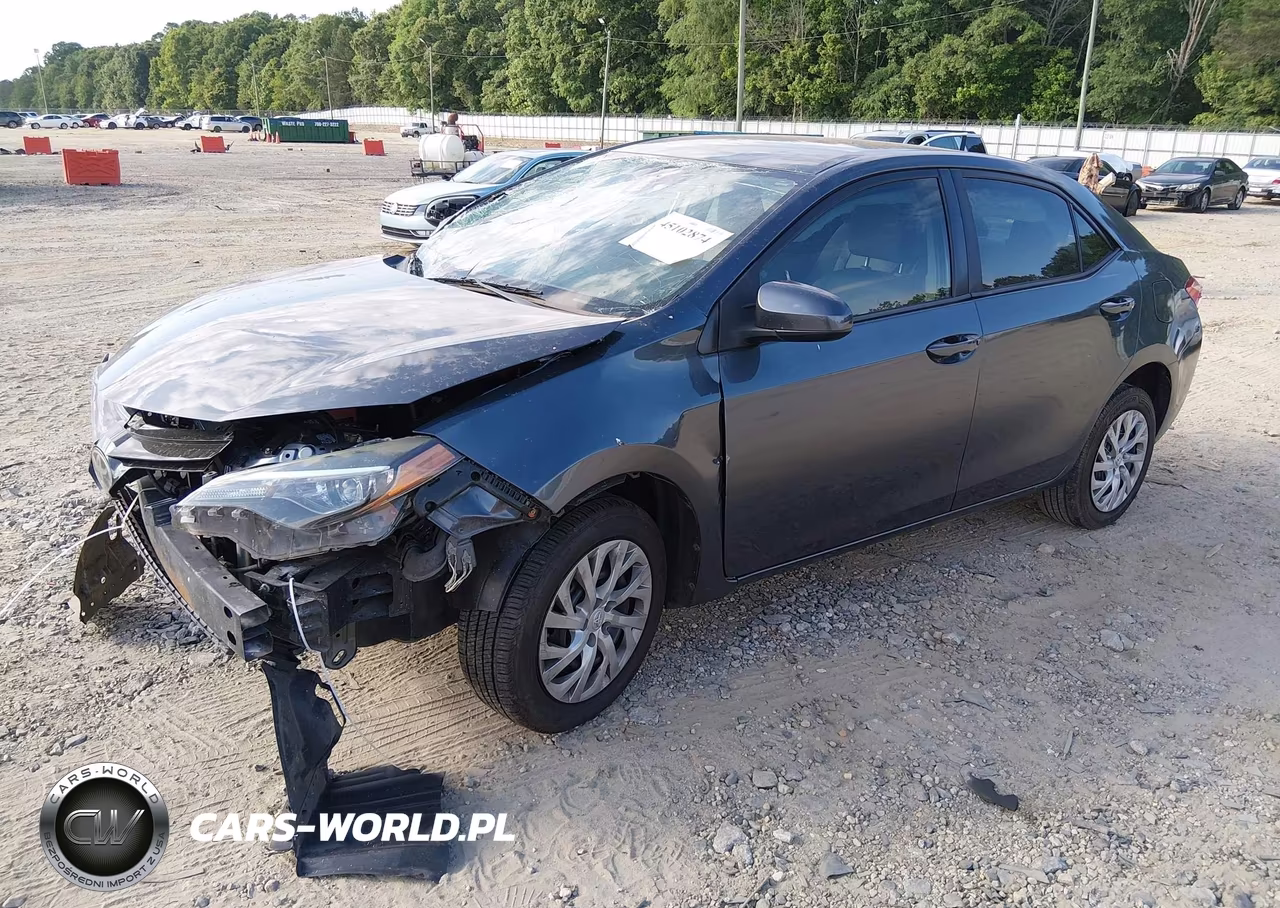 2017 Toyota Corolla Le VIN:5YFBURHE3HP663324 - 2