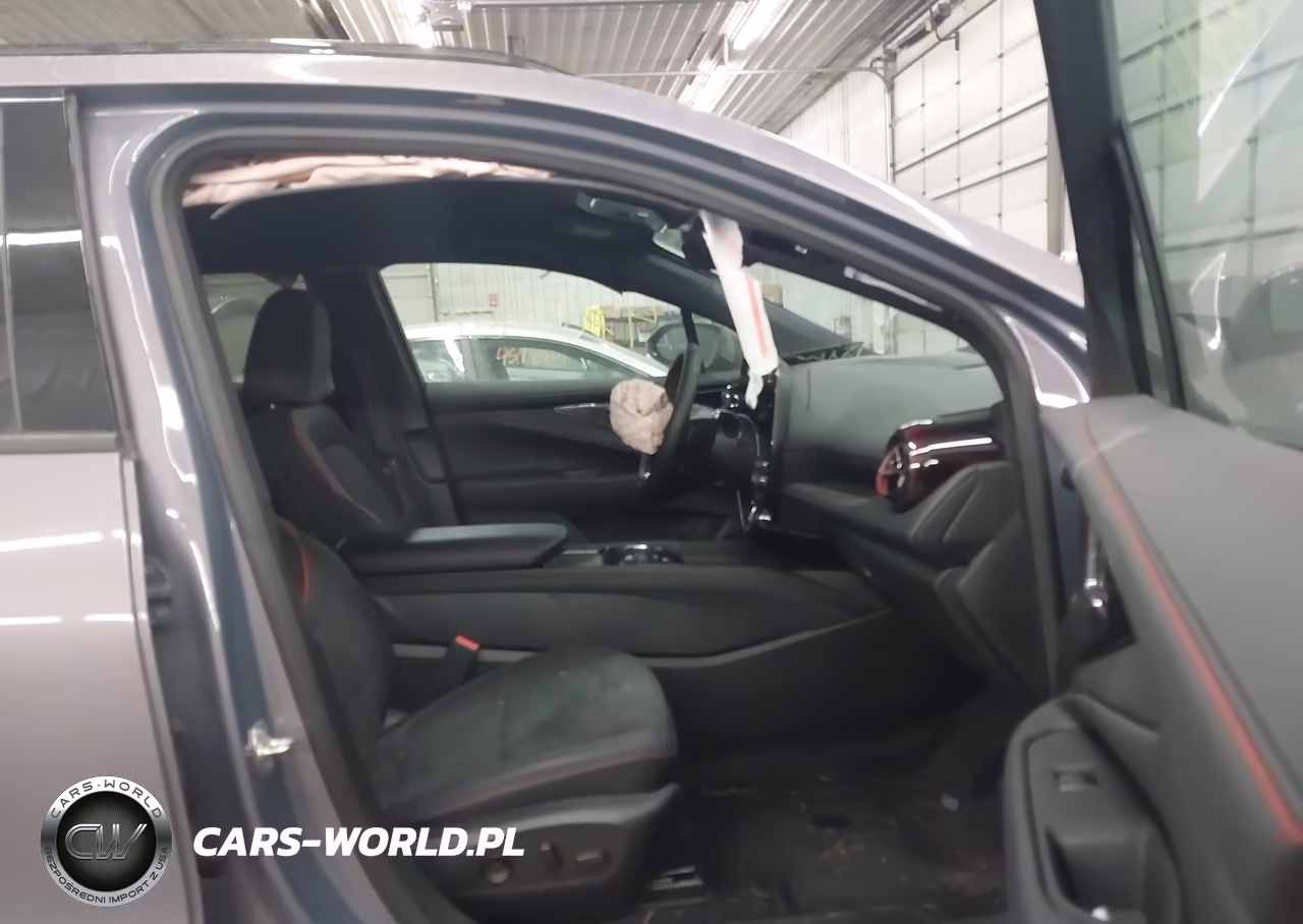 2024 Chevrolet Blazer Ev Eawd Rs VIN:3GNKDCRJ5RS183709 - 5