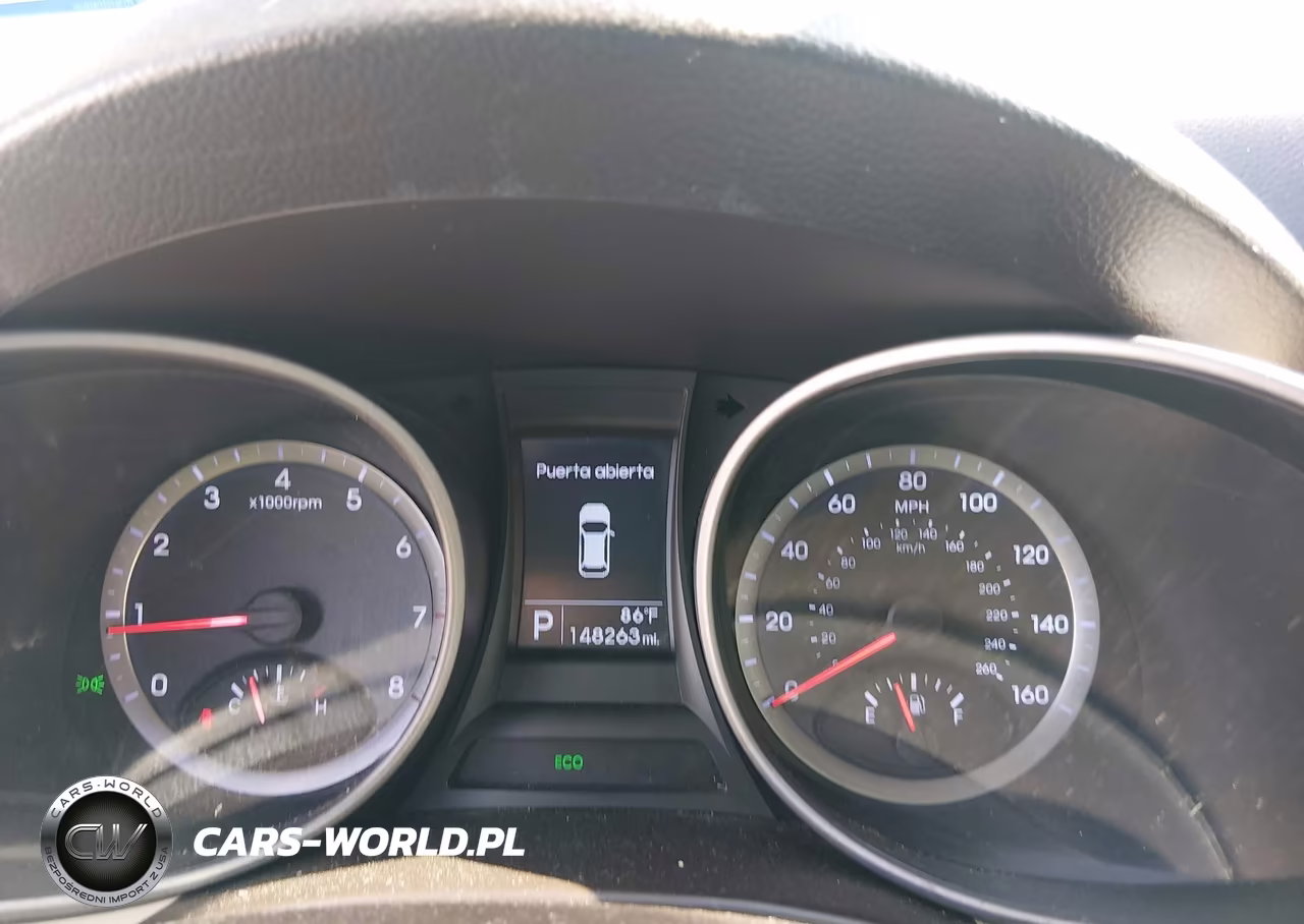 2015 Hyundai Santa Fe Sport 2.4L VIN:5XYZU3LB4FG237202 - 7