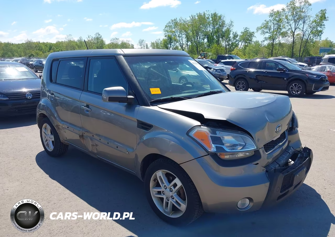 2011 Kia Soul +