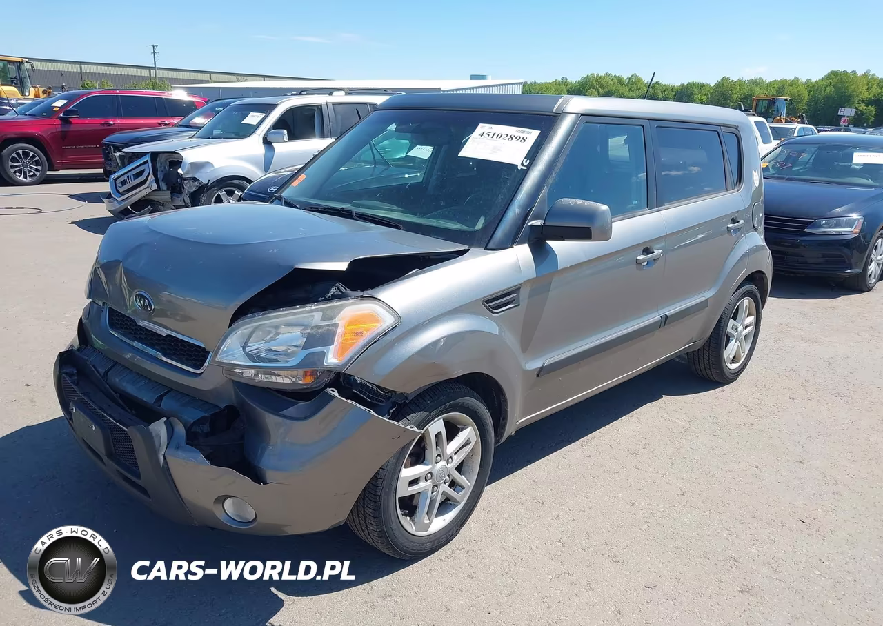 2011 Kia Soul + VIN:KNDJT2A21B7310594 - 2