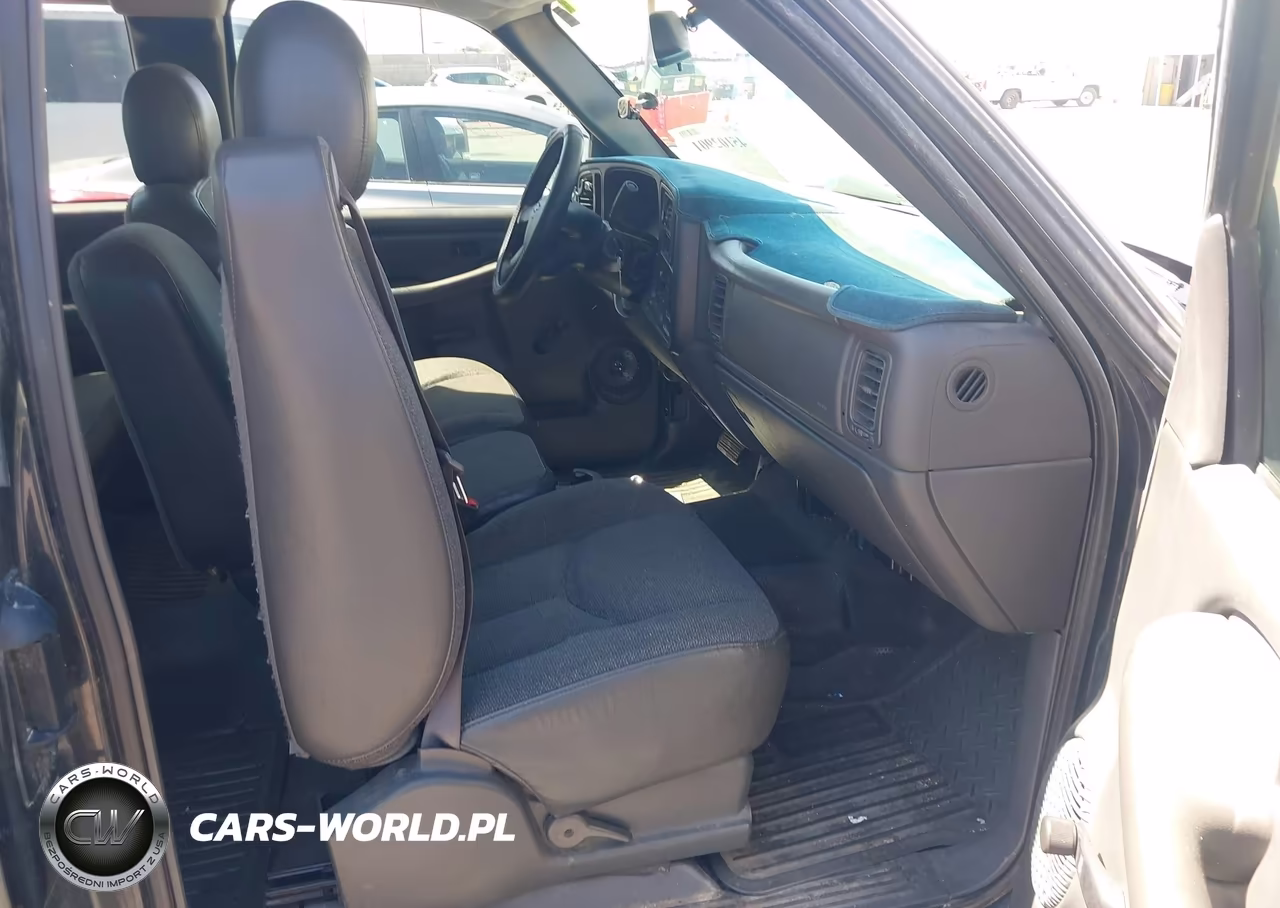 2003 Chevrolet Silverado 1500 Work Truck VIN:2GCEC19X131338292 - 5