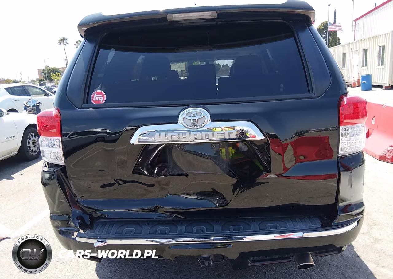 2013 Toyota 4Runner Limited VIN:JTEZU5JR0D5063156 - 6