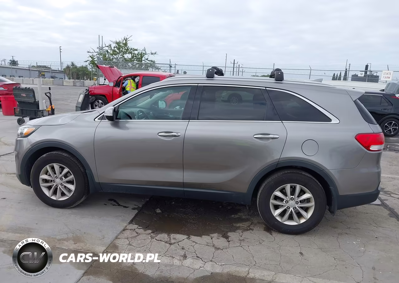 2017 Kia Sorento 2.4L Lx VIN:5XYPG4A3XHG296886 - 14