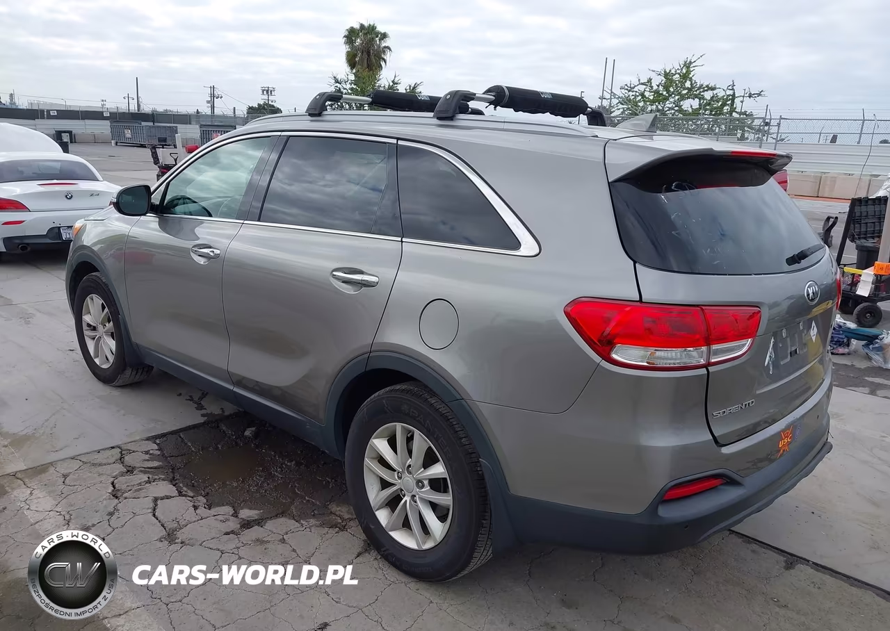 2017 Kia Sorento 2.4L Lx VIN:5XYPG4A3XHG296886 - 3