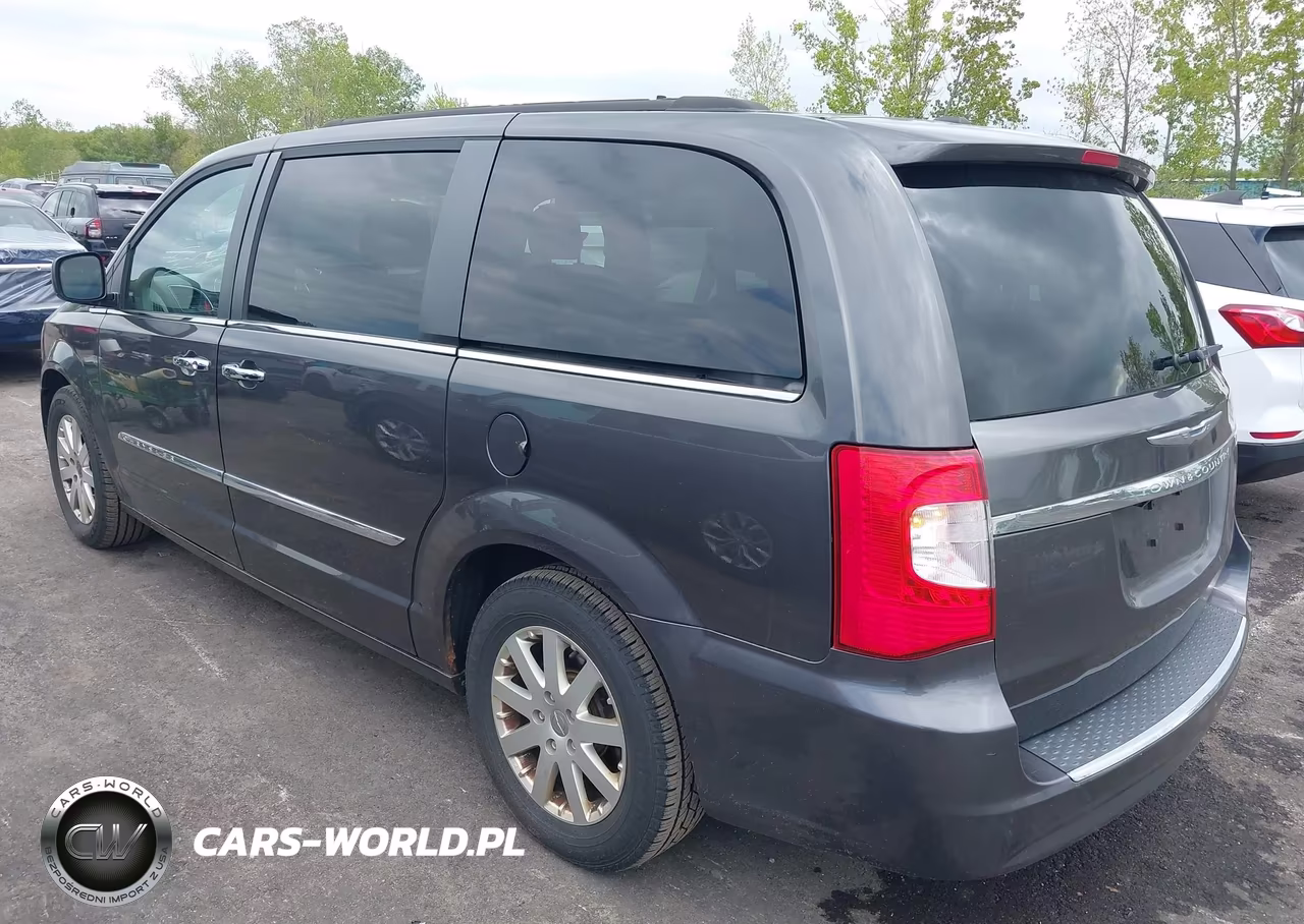 2015 Chrysler Town & Country Touring VIN:2C4RC1BGXFR539092 - 3