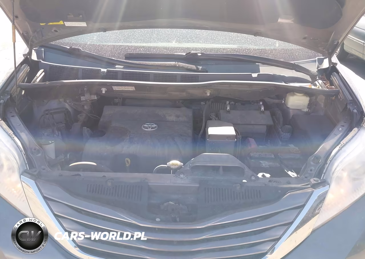 2015 Toyota Sienna Le 7 Passenger VIN:5TDJK3DC6FS105636 - 10