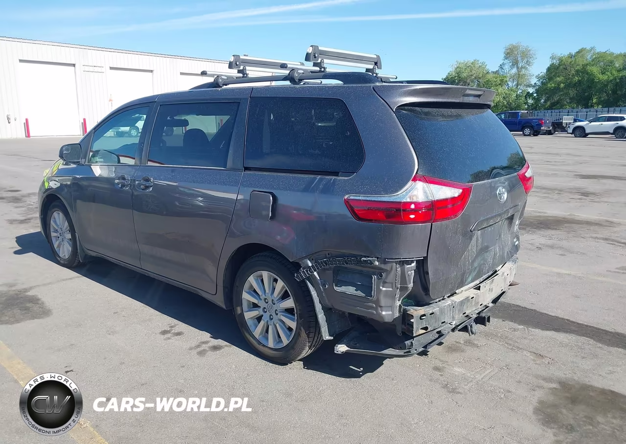 2015 Toyota Sienna Le 7 Passenger VIN:5TDJK3DC6FS105636 - 3